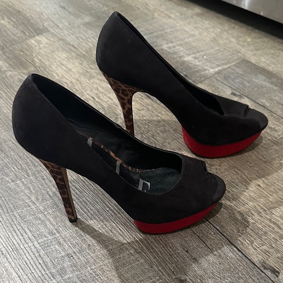 Elle Black and Red Peep Toe Stilettos - Picture 1 of 4